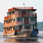 Brazil-Amazon-Otter-HouseboatSM
