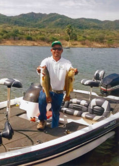 Guide Pedro with 2 nice Huites Bass