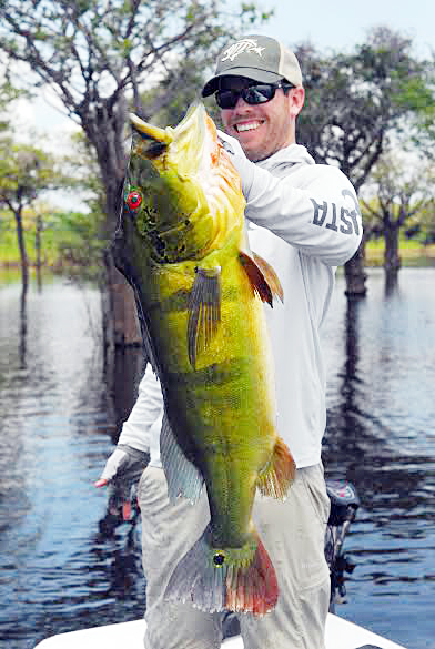 Brazil Peacock Bass fishing