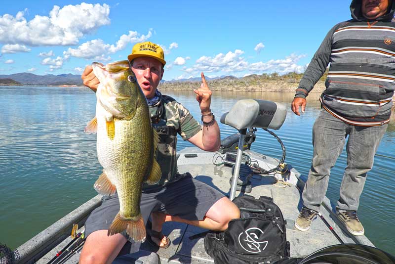 Googan Squad and the Comedero Big Bass Explosion - Ron's Fishing Blog